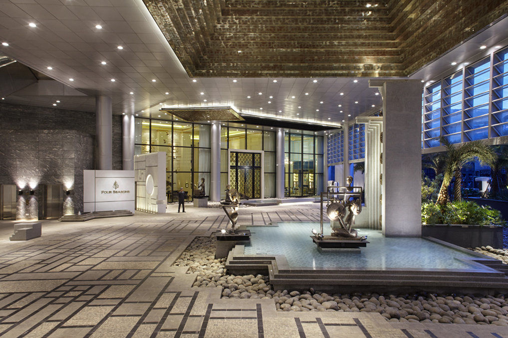 Four Seasons Hotel 5*